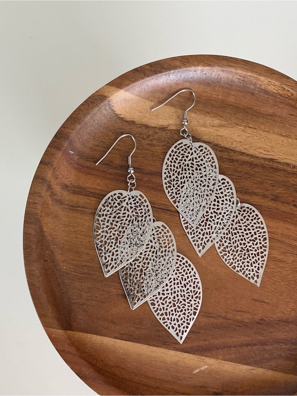 Silver Filigree Leaf Dangle Earrings